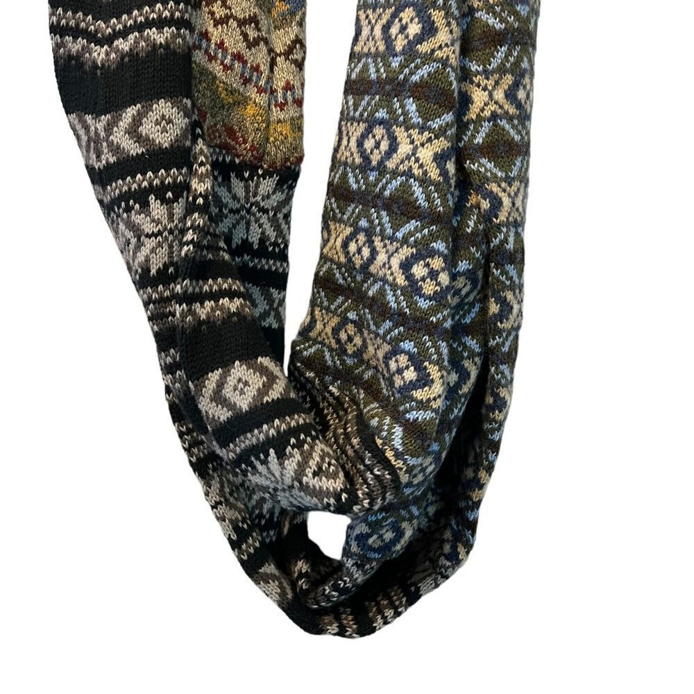 Patterned Knit Long Casual Infinity Scarf - Picture 3 of 4